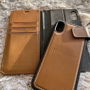 SafeSleeve Detachable Leather/Tan Case for iPhone X/XS (10/10S)